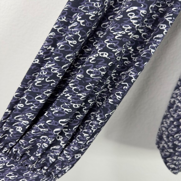 Cabi Shirt Womens L Blue White Love Script Long Sleeve Romantic‎ Career Relaxed - Picture 8 of 8